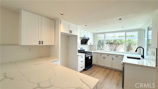 Building Photo - 15451 Alsace Cir