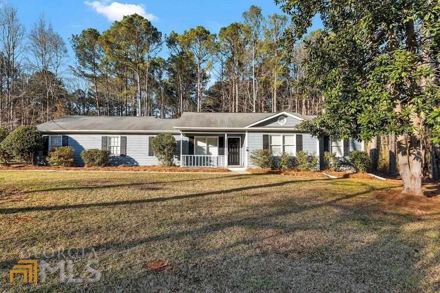 Primary Photo - 65 Homeport Dr