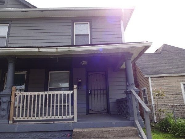 Primary Photo - 237 S Warman Ave