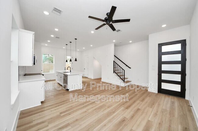 Foto del edificio - 2708 Bostic St