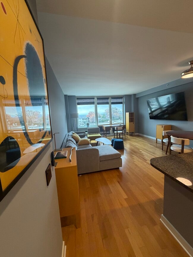 Foto del edificio - 600 12th St