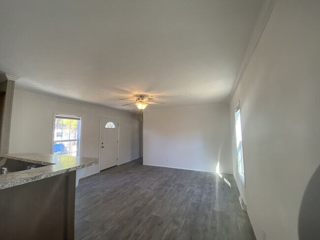 Foto del edificio - 4 Autumn Ct