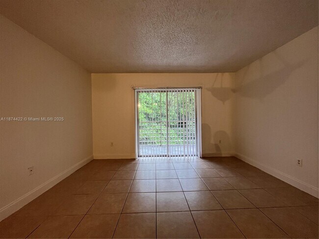 Foto del edificio - 4354 NW 9th Ave