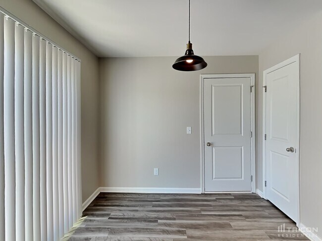 Building Photo - 319 Skipton Street Greenville SC