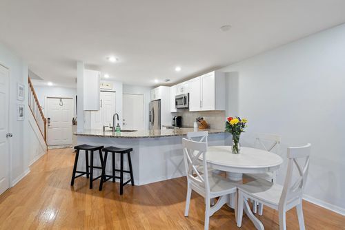 Building Photo - 139 Fox Meadow Run