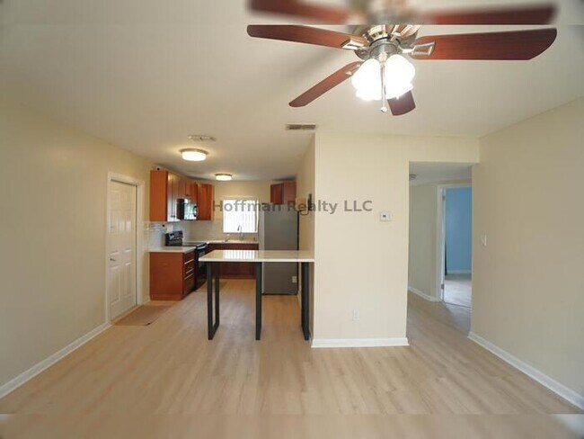 Foto del edificio - Charming South Tampa Home-2BR/1BA with Gar...