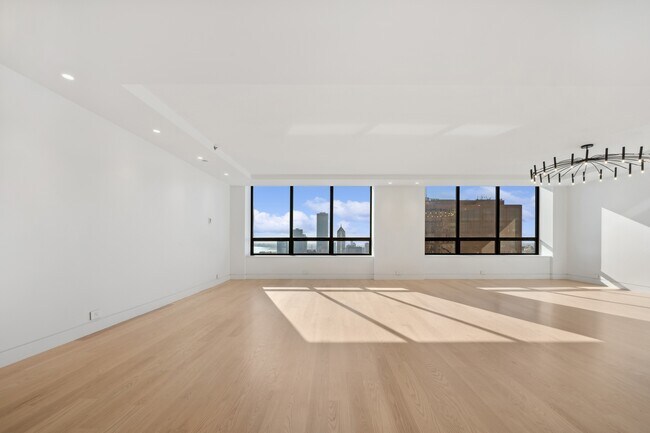 Foto del edificio - 180 E Pearson St