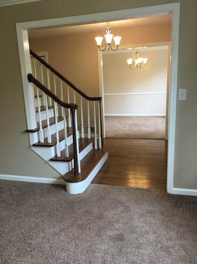 4209 Chesterfield Ave, Charleston, WV 25304 House Rental in