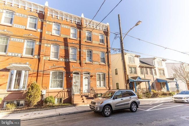 Building Photo - 1721 N Bouvier St