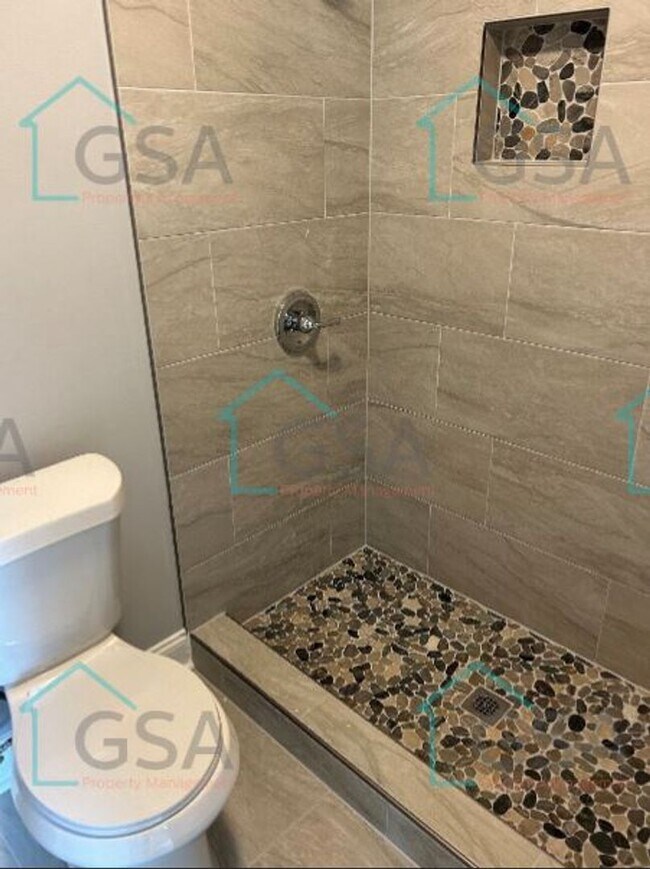 Foto del edificio - 2 Bedroom 2 Bath Available!