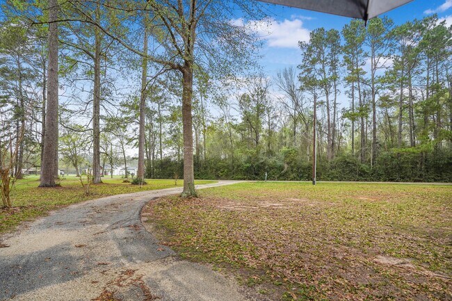 Foto del edificio - 512 County Rd 2222