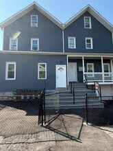 Building Photo - 59 Johnson St