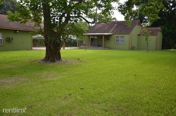 Foto del edificio - 4 br, 2 bath House - 11516 CRAIGHEAD DR