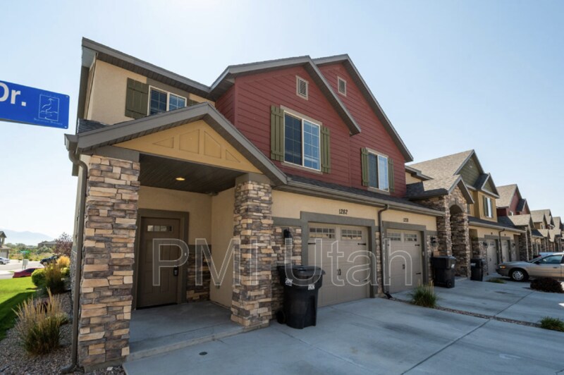 1282 Baycrest Dr, Saratoga Springs, UT 84045 Townhome Rentals in Saratoga Springs UT