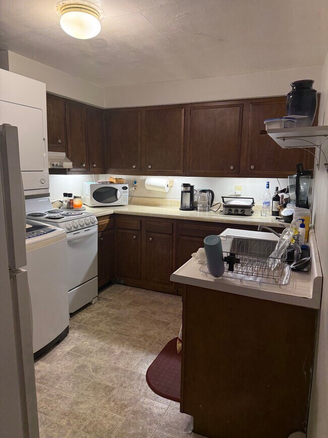 Foto del edificio - 51.5 Latham Ct