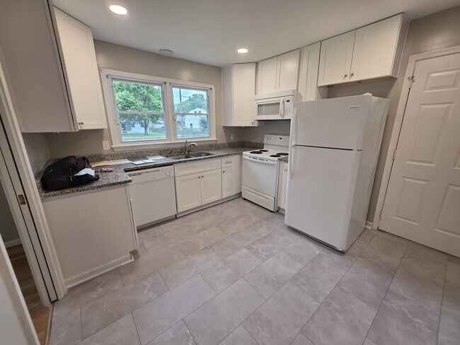 Foto del edificio - 312 Nancy Dr