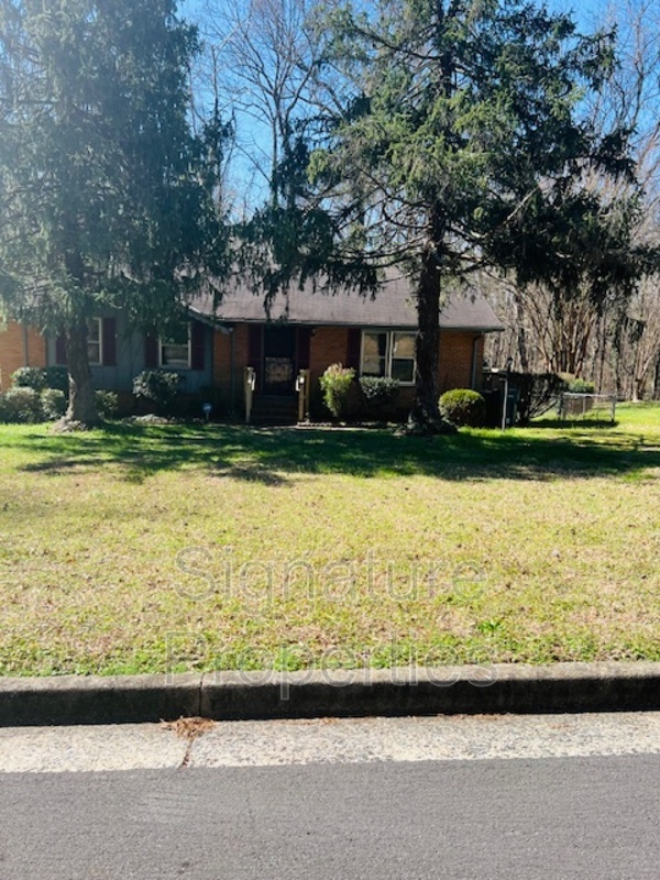 Building Photo - 511 Conley Rd