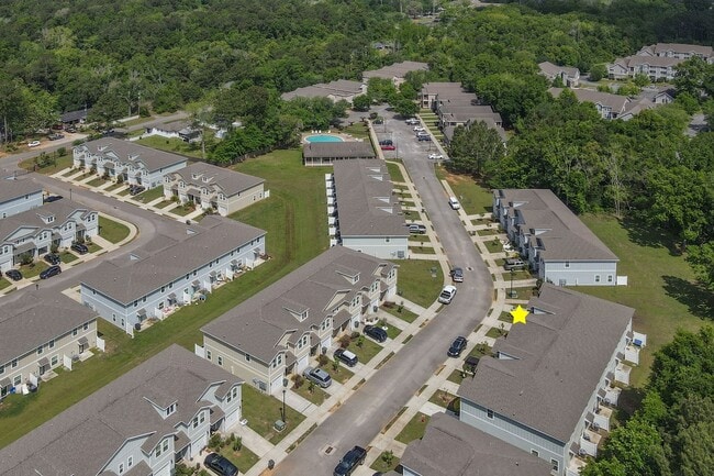 Foto del edificio - NEW LOW PRICE!!