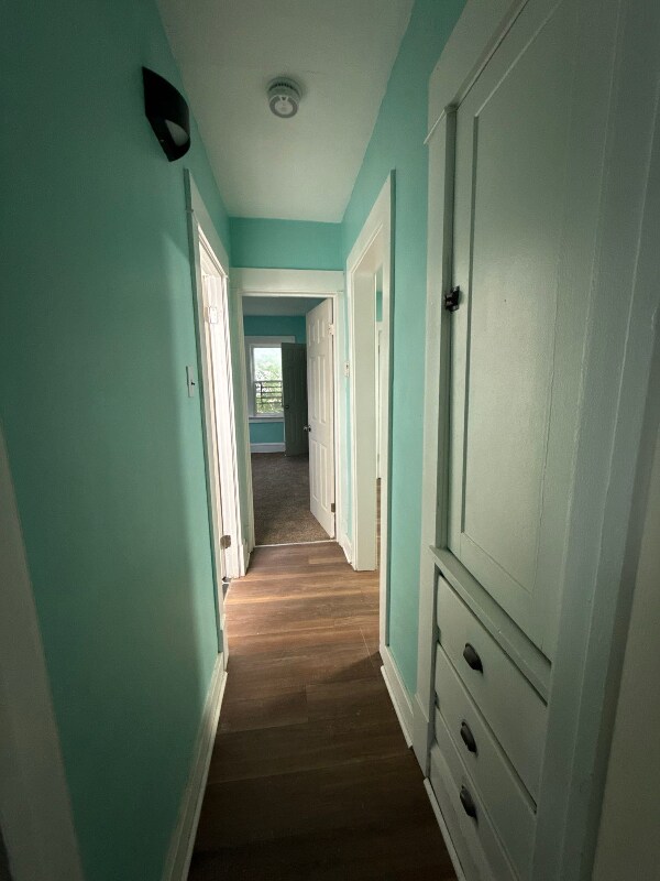 4111 E 59th St Cleveland, OH 44105 – photo 2