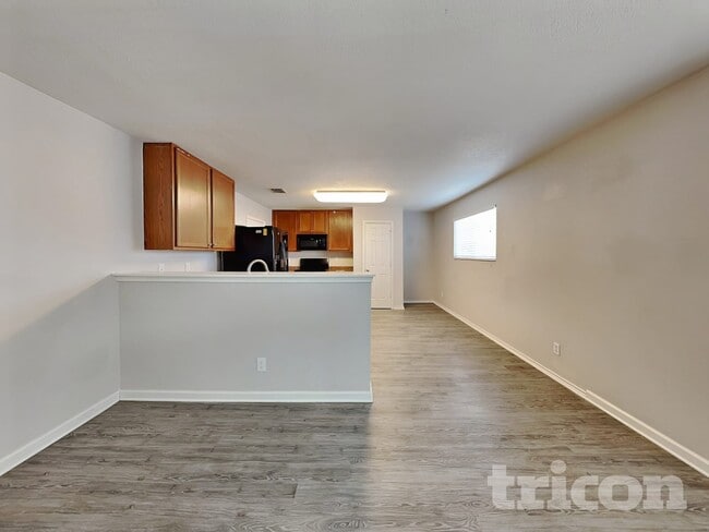 Building Photo - 9939 Amber Breeze