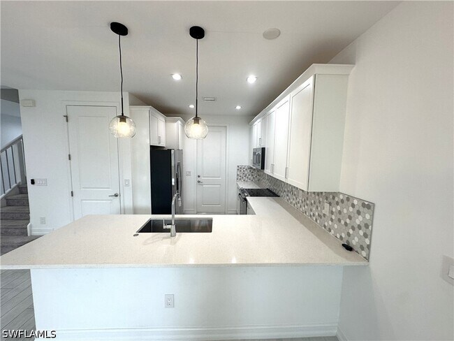 Foto del edificio - 7509 Carnegie Way