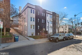Building Photo - 3101 Sherman Ave NW