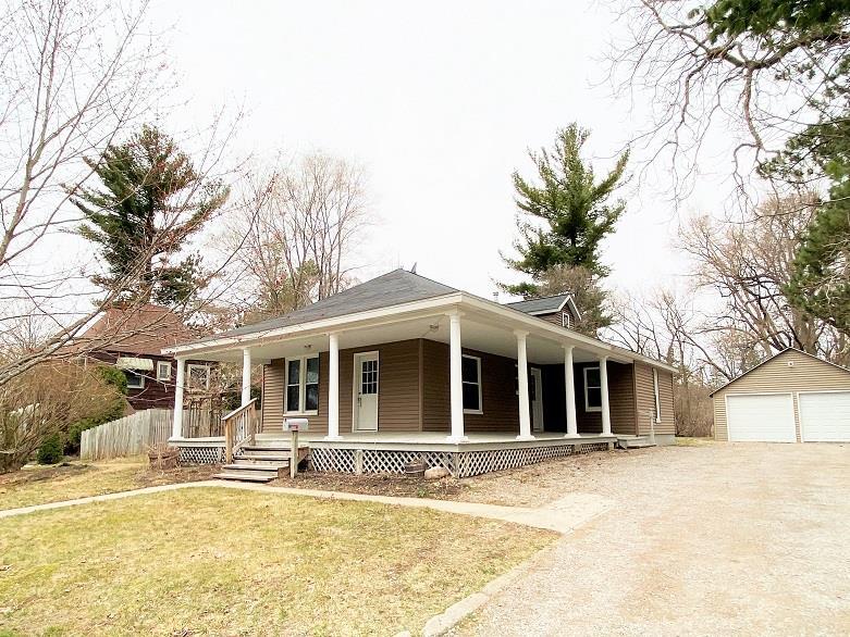 1522 W Carpenter St, Midland, MI 48640 House Rental in Midland, MI