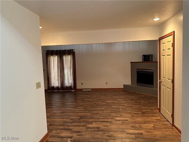 Foto del edificio - 3580 E Western Reserve Rd