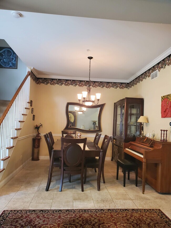 Formal Dinning - 133 Whiteland Hills Cir