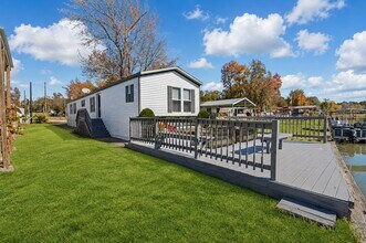 Building Photo - 12701 Paradise View Ct W