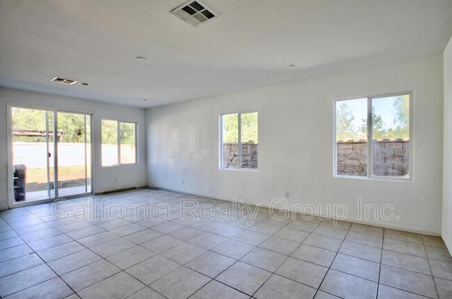 Building Photo - 32692 Driscoll Ct