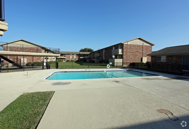 Country Club Apartments Dallas Tx Country Club Apartments Dallas Tx