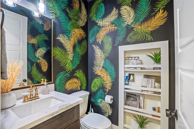 Building Photo - 3802 Buck St