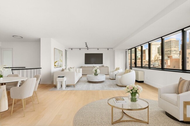 Building Photo - 211 Madison Ave