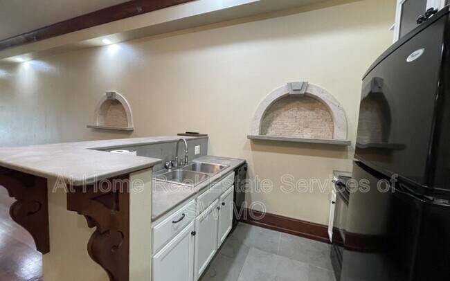 Foto del edificio - 109 Park Central Square