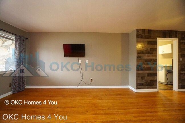 Building Photo - 2 br, 1 bath House - 2929 NW 33rd Street