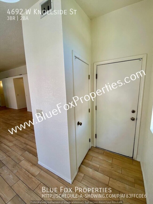 Foto del edificio - 4692 W Knollside St