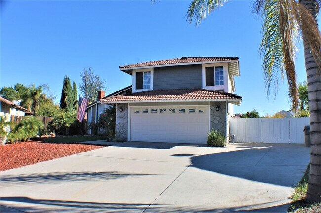 Building Photo - 25740 Rosebay Ct