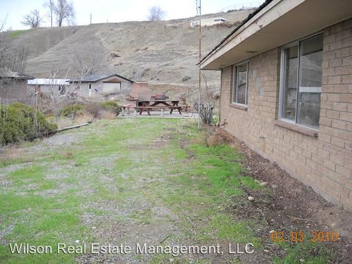 Building Photo - 191 Temby Ln