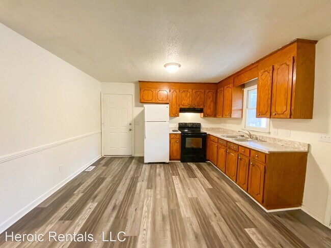 Foto del edificio - 2 br, 1 bath House - 143 Caz Lane