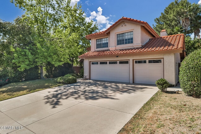 Building Photo - 2155 Meadow Brook Ct