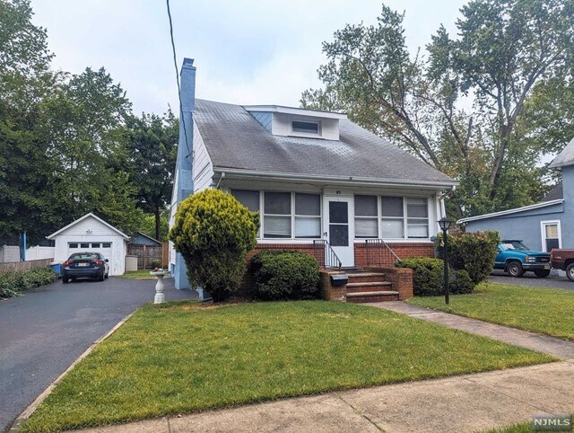 Primary Photo - 37 Hawthorne Ave