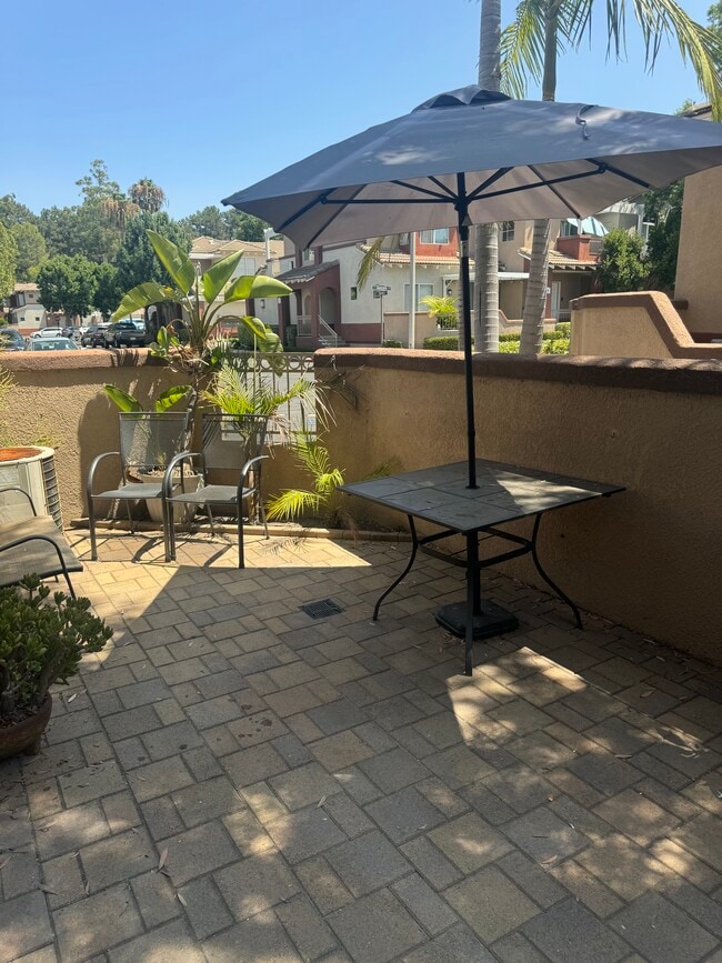 Patio - 25 Anacapa Ct