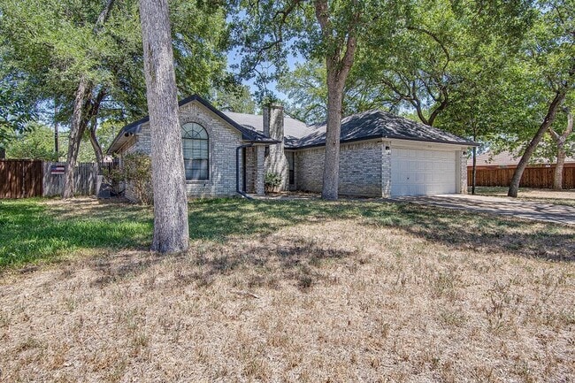 Foto del edificio - 1033 Oak Valley Rd