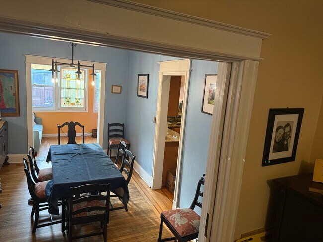 Foto del edificio - 320 Tennessee Ave NE