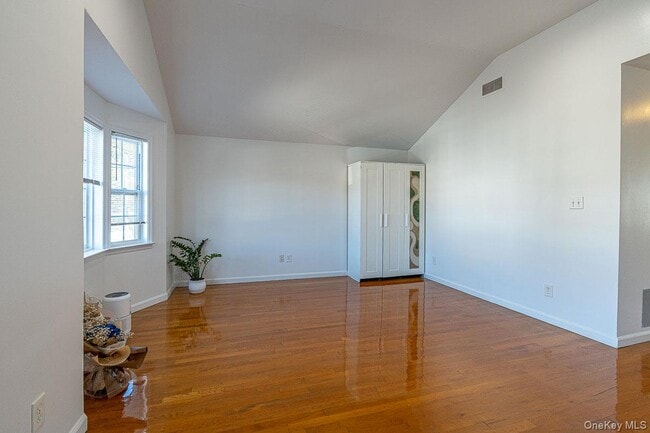 Foto del edificio - 147-22 20th Ave
