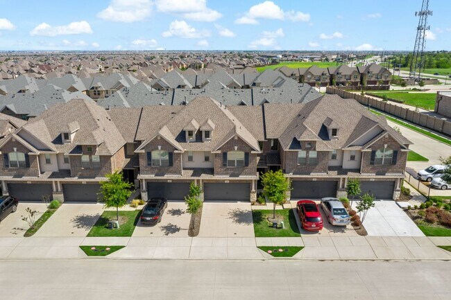 Building Photo - 2749 Starburst Dr