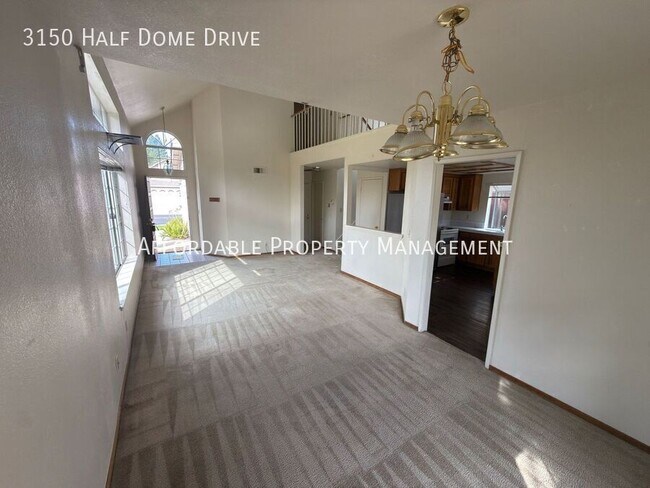 Foto del edificio - 3150 Half Dome Dr