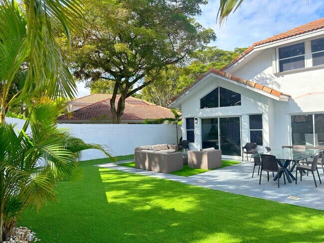 Foto del edificio - 2252 NW 53rd St