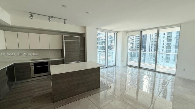 Building Photo - 1100 S Miami Ave